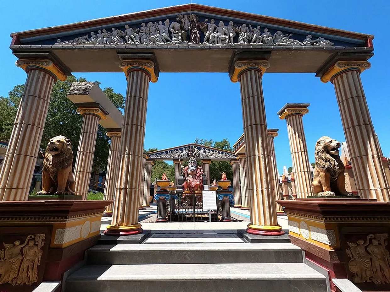 Lasithi, Mythology Park & Knossos Palace Tour From Heraklion in Greece, photo 4