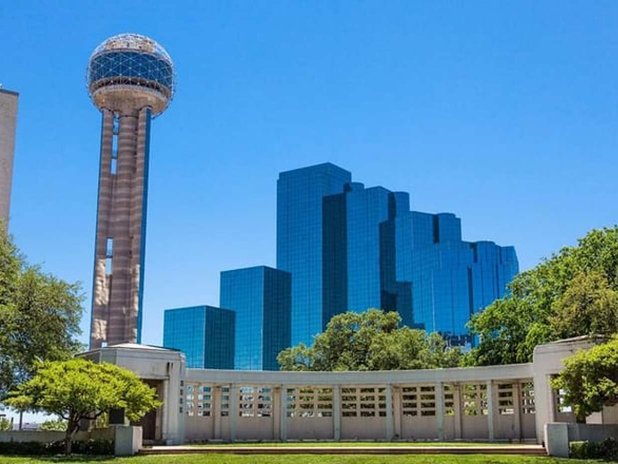 Dallas Scavenger Hunt and Highlights Self Guided Walking Tour, photo 3
