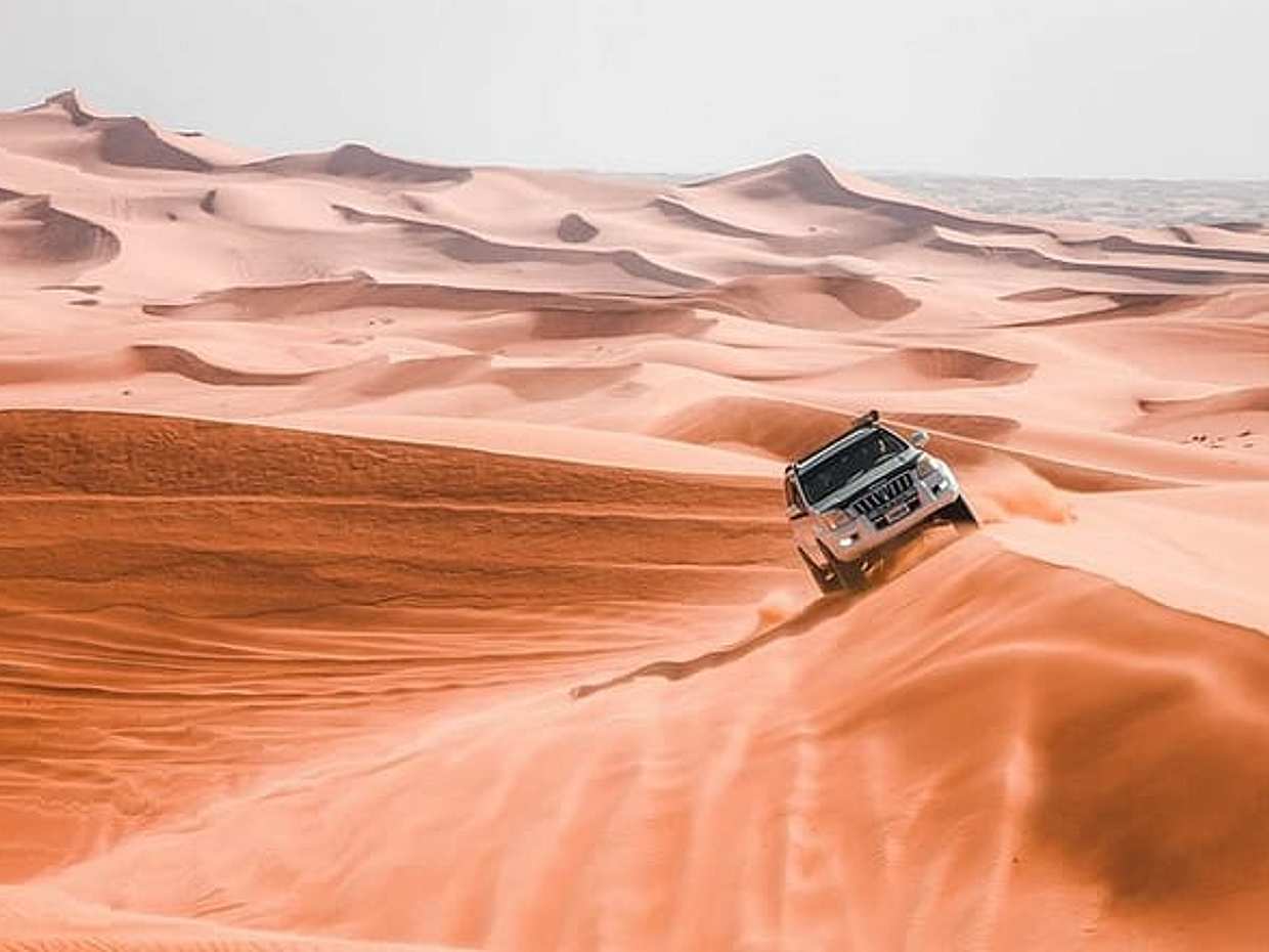 Safari privé dans le désert de Dubaï le matin