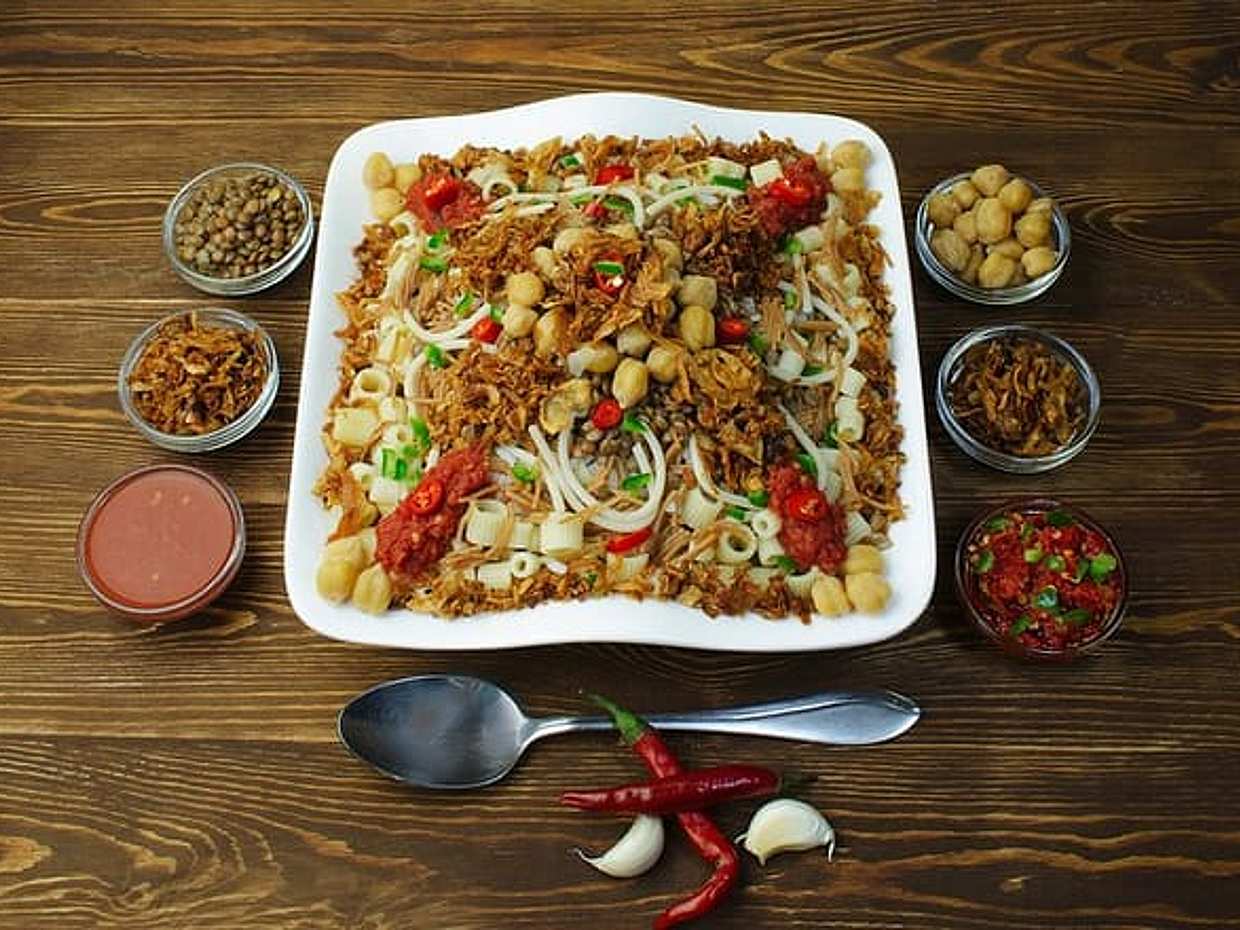 Private Cairo food tour &Great Food(Falafel, Shawarma& Koshari)