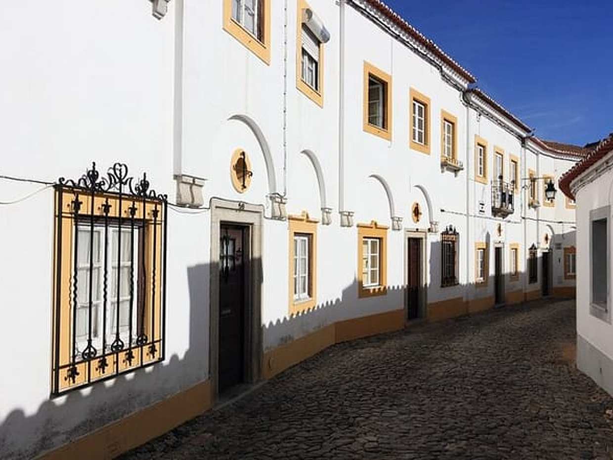 Private day trip from Lisboa to Evora, English speaking driver in Portugal, Lisbon, photo 3