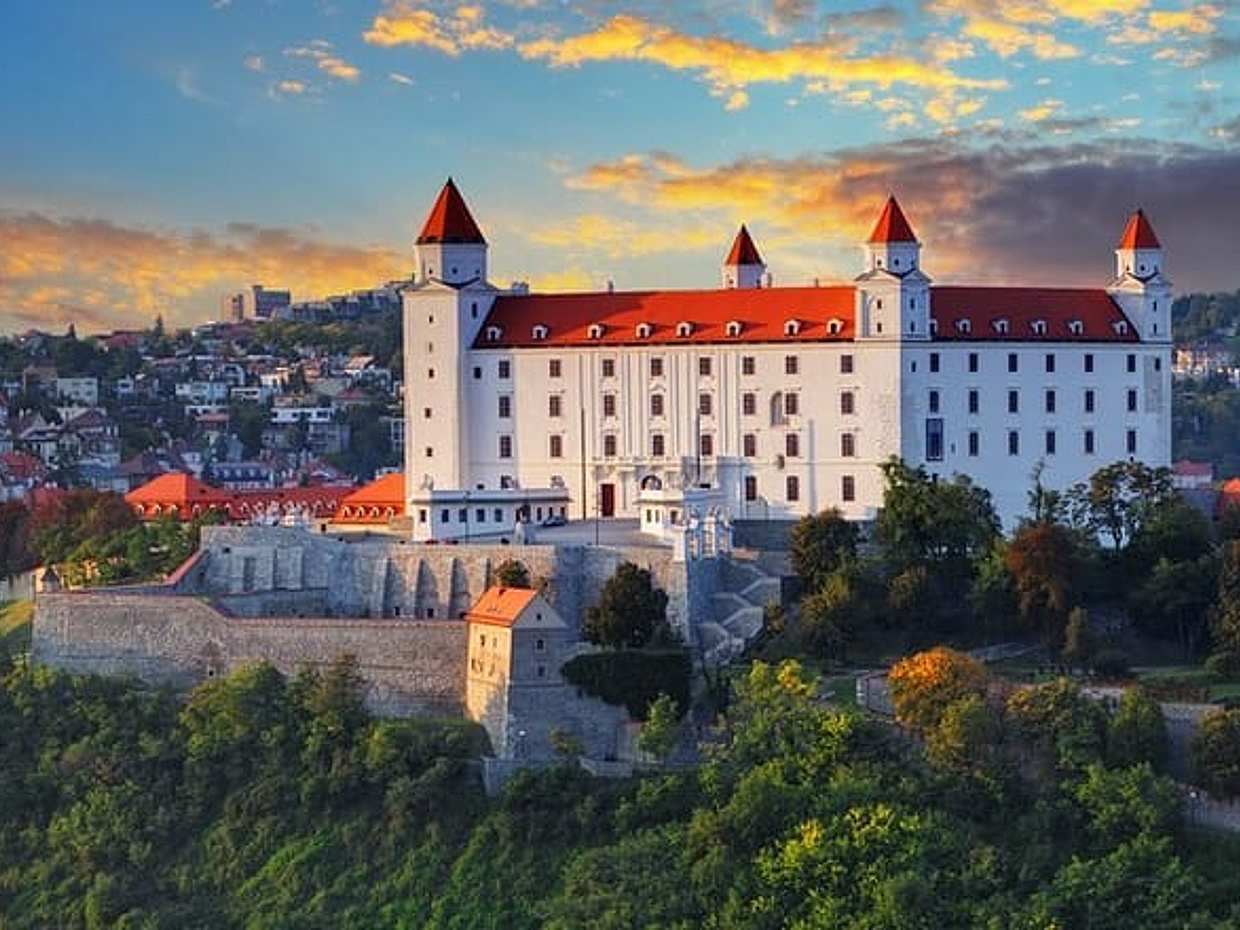 Private tour Vienna to Bratislava with English speaking driver in Austria, photo 5