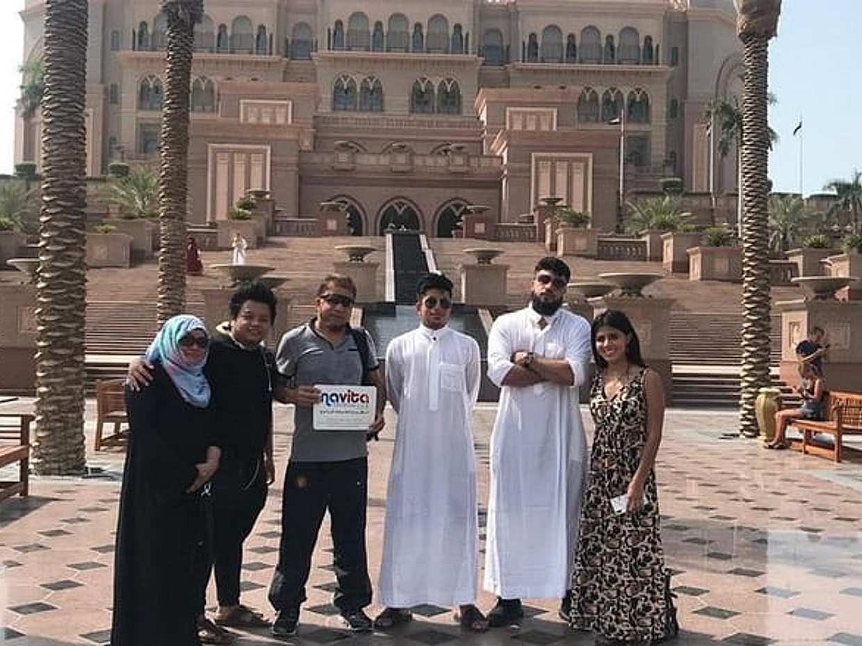 Abu Dhabi City Tour with Ferrari world & Buffet Lunch, photo 4