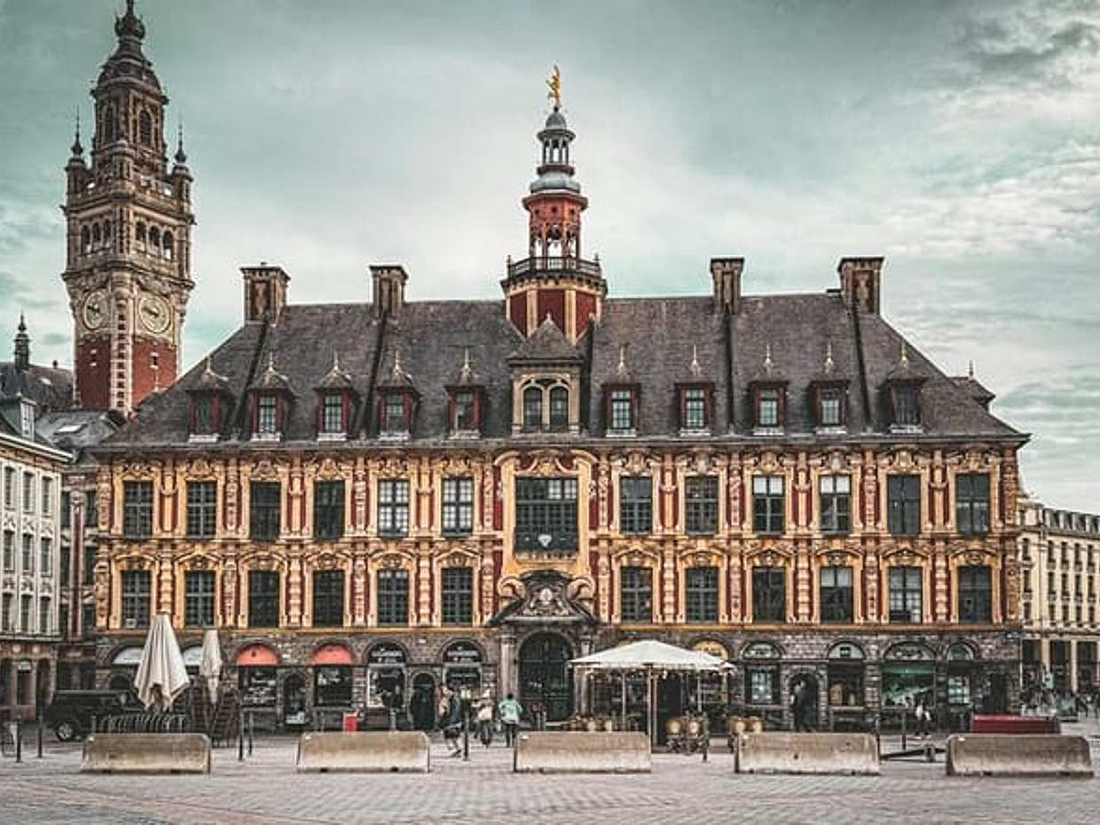 Lille Tour Autoguiado a Pé e Caça ao Tesouro na França, La Madeleine, photo 4