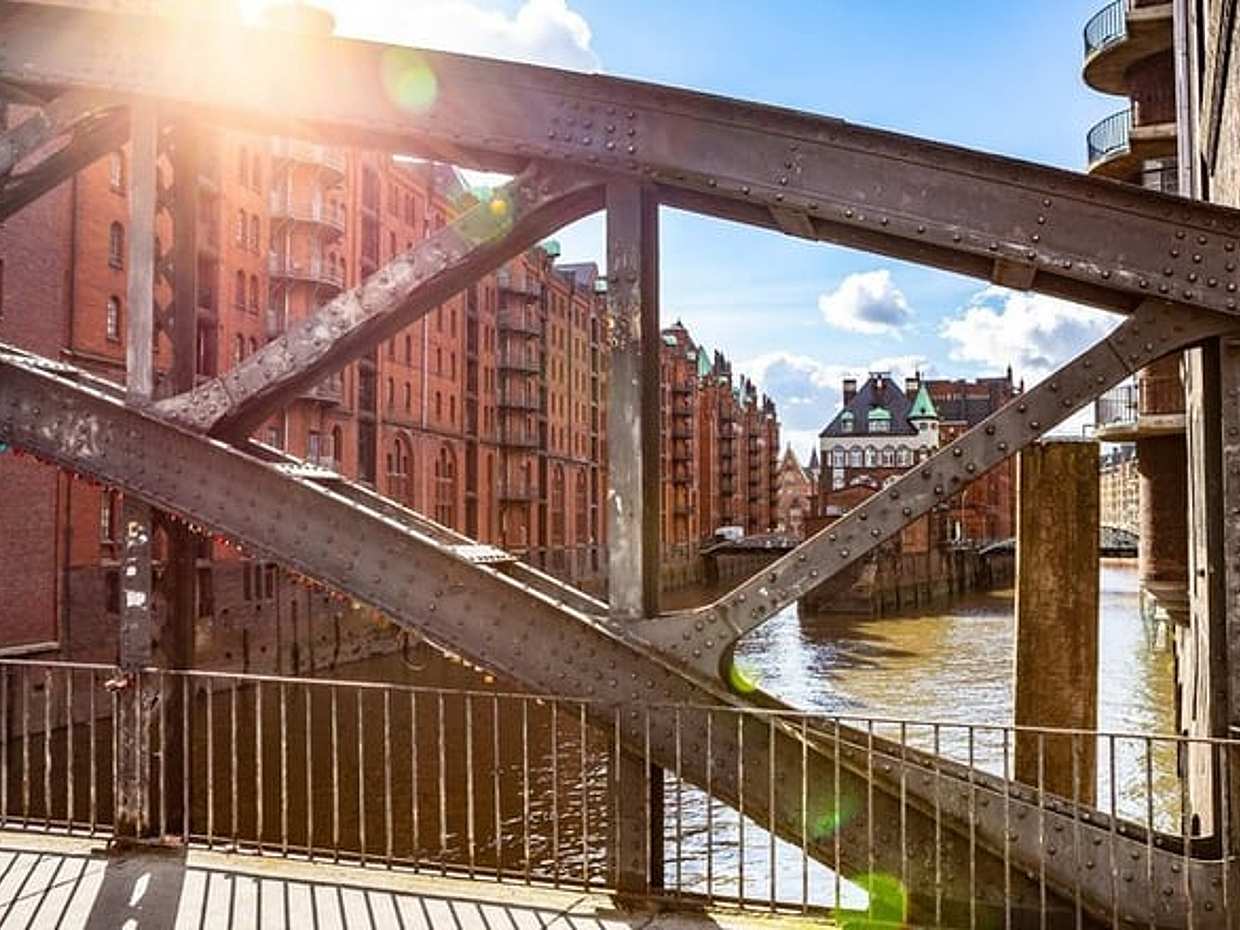 Hamburg Scavenger Hunt & Highlights Self-Guided Walking Tour, photo 5