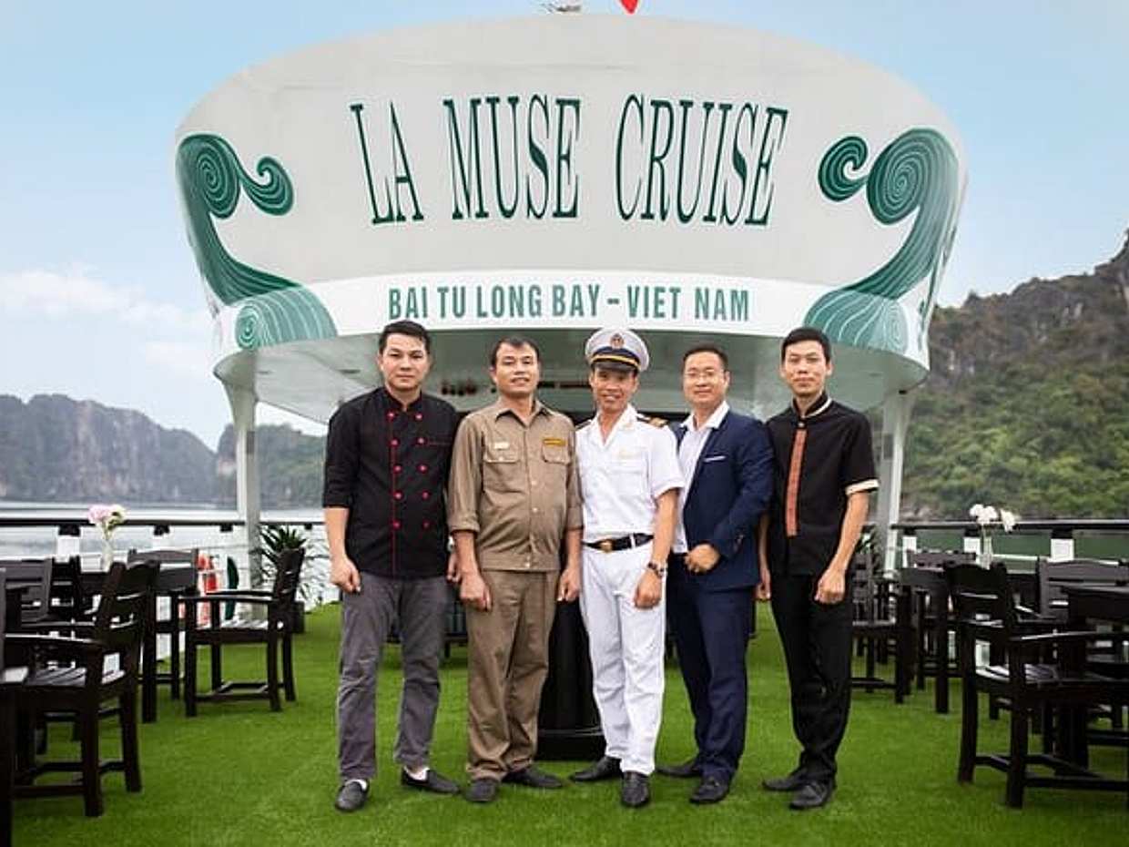 Bai Tu Long Bay dagcruise van Ninh Binh naar Hanoi in Vietnam, photo 3