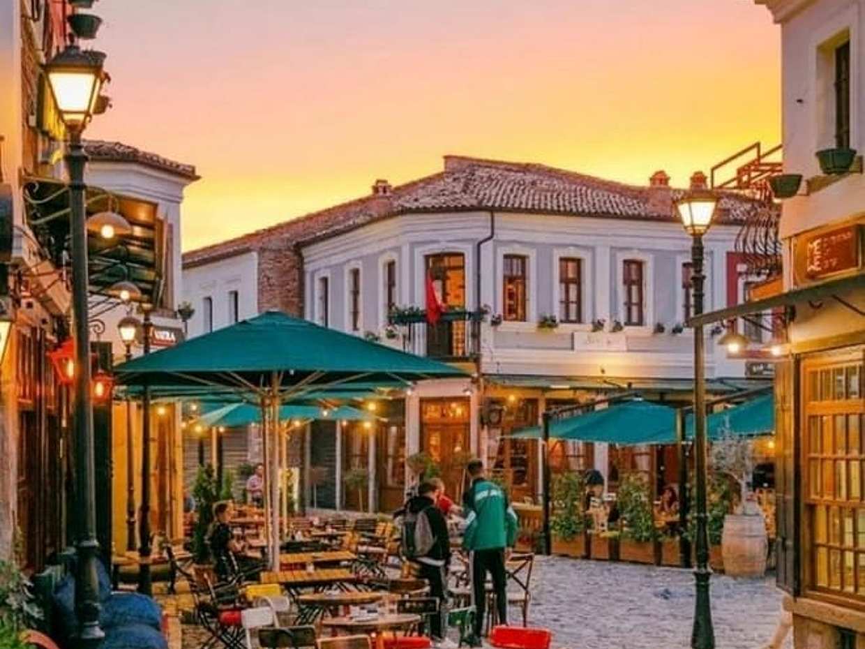 Korça walking tour, Albania, photo 3