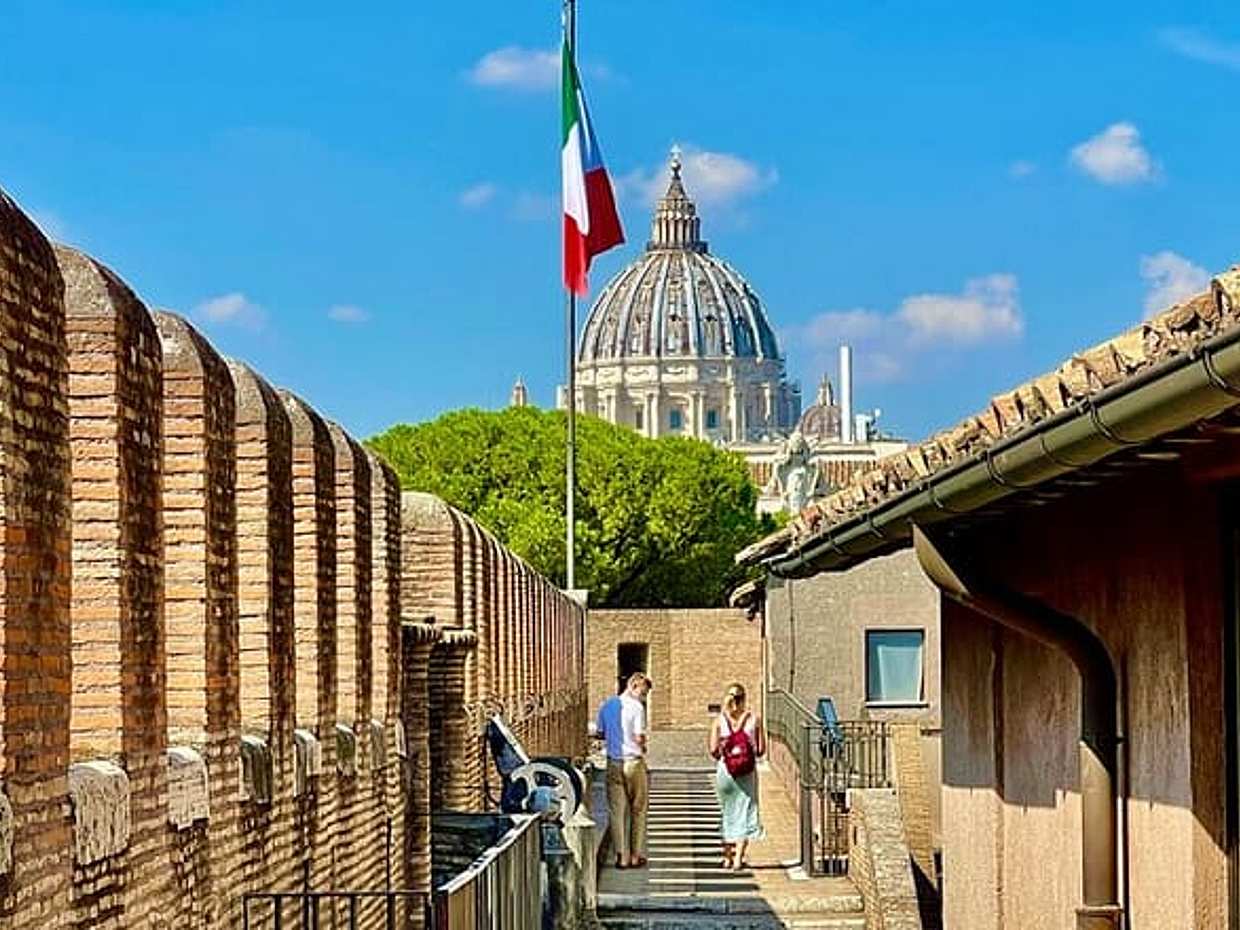 Exclusive Private Tour: Vatican Museums, Sistine Chapel & Castel Sant'Angelo