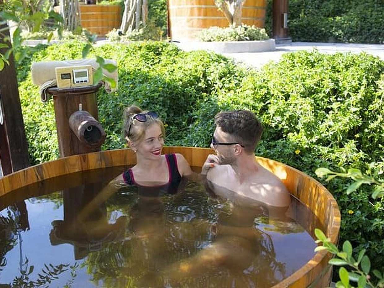 Snorkeling and BBQ Tour on Nha Trang Island with Mud Bath in Vietnam, photo 2