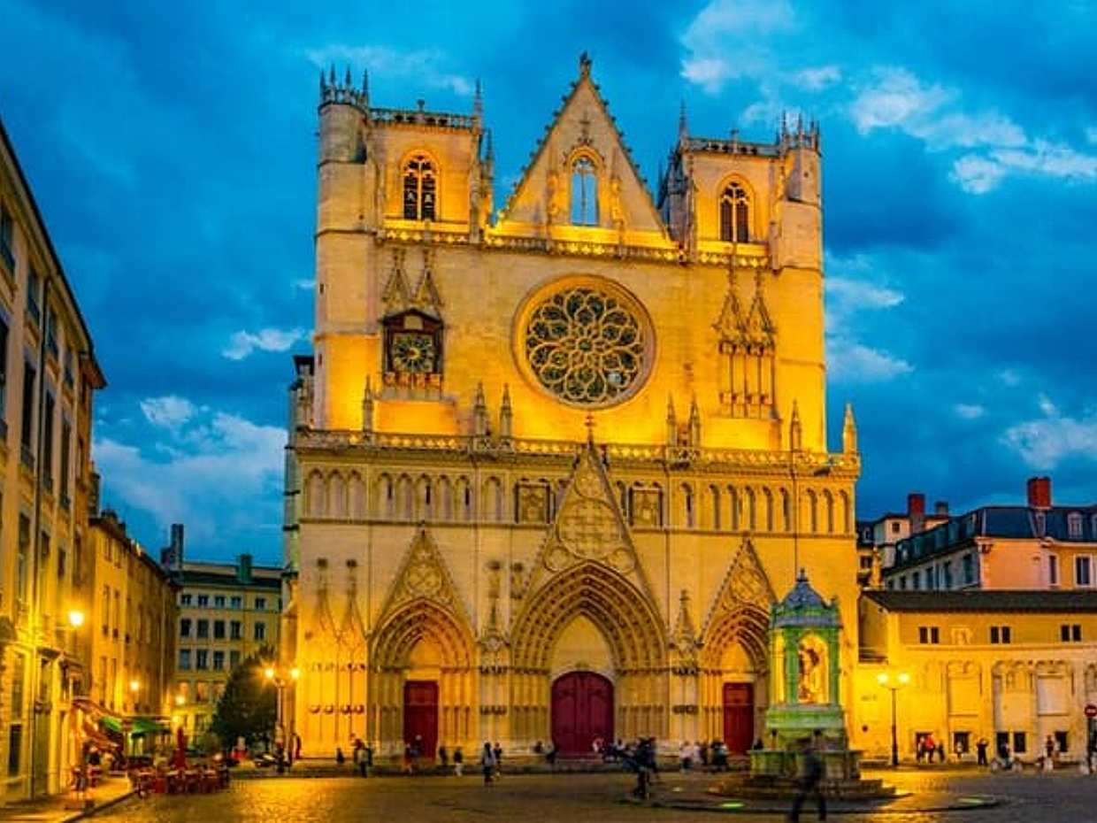 Lyon Ghost Hunt: Volg de Schaduwen Ontdekkingsspel in Frankrijk