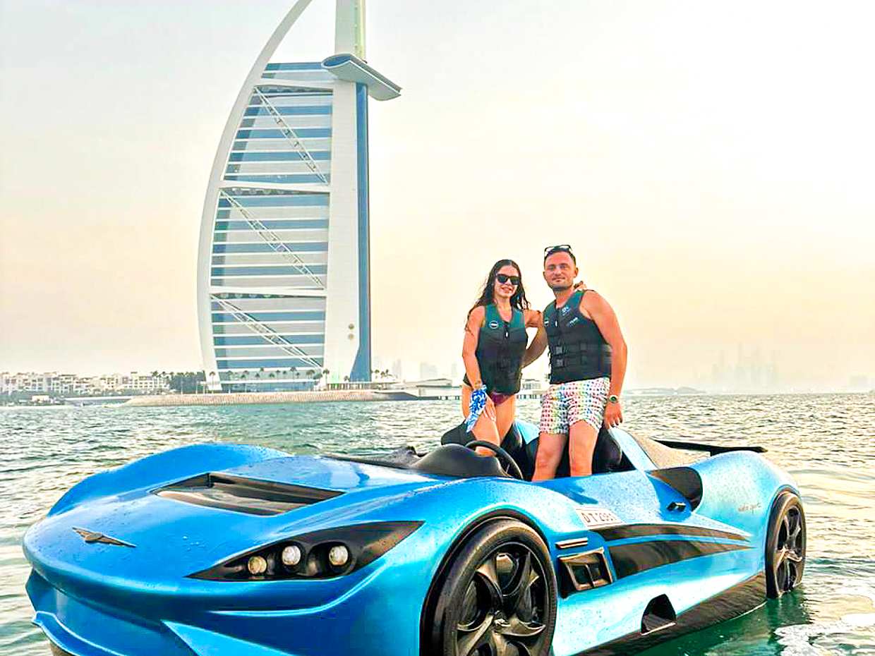 Jet Car Experience in Dubai in United Arab Emirates