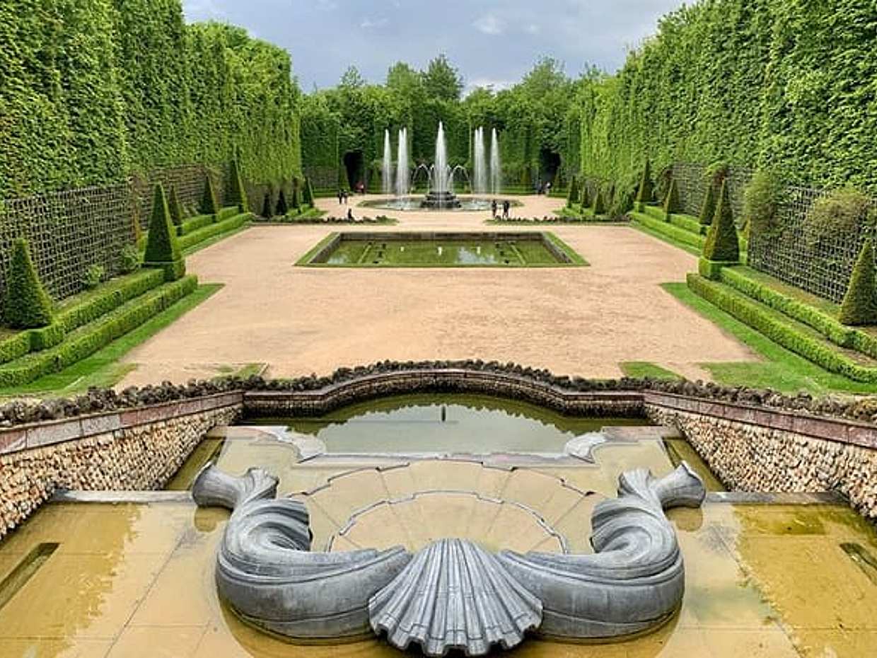 Versailles Palace & Marie-Antoinette's Estate Full Day Private Tour from Paris, photo 5