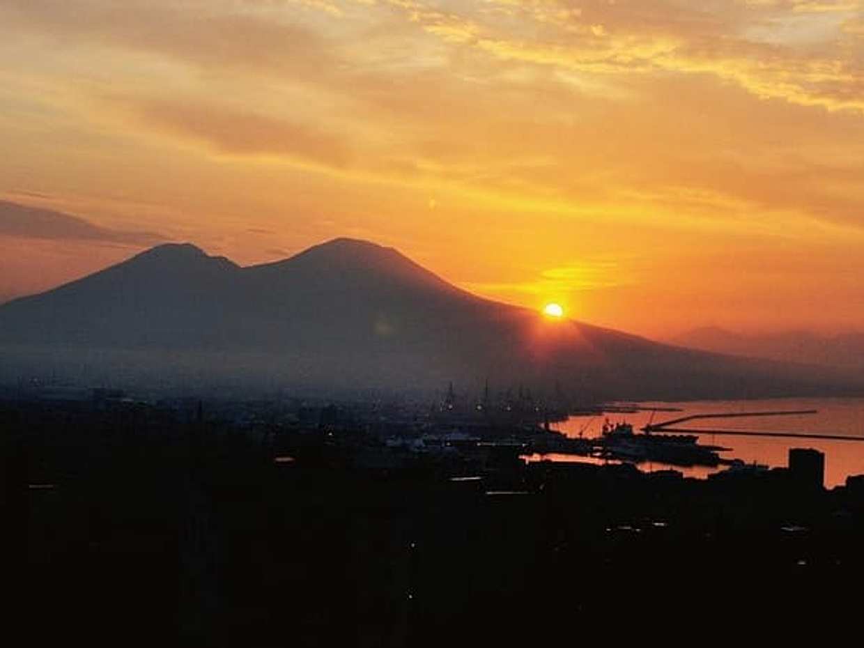 Half-day Shore Tour to Mount Vesuvius (2 hours)