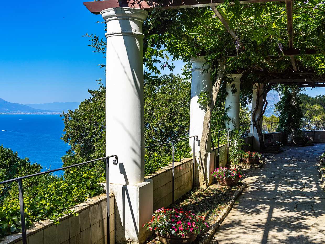 Excursión a Capri y Anacapri desde Sorrento en Italia.
, photo 3