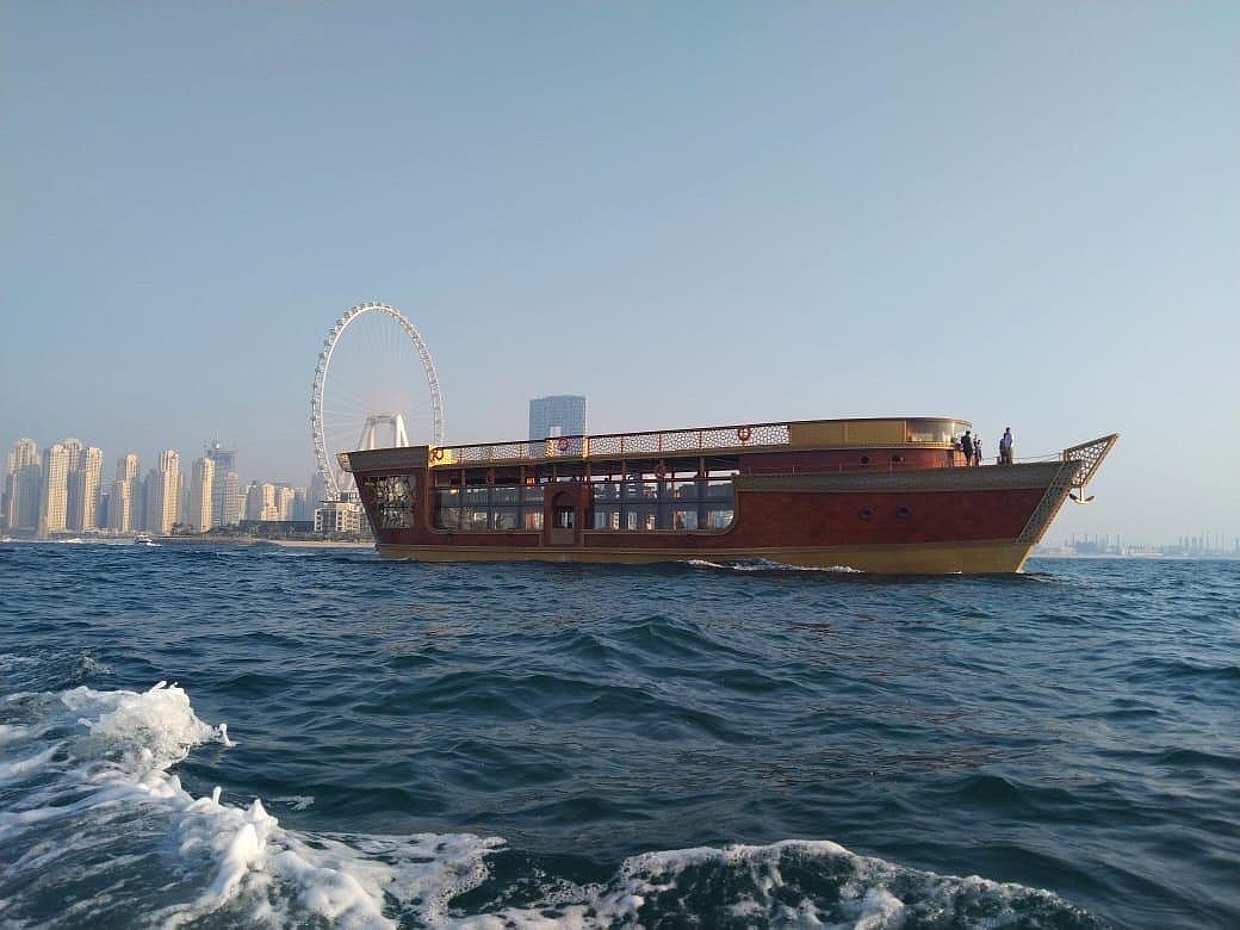 Ocean Empress Dinner Cruise VIP Premium Alcoholic Drinks in United Arab Emirates, Dubai, photo 2