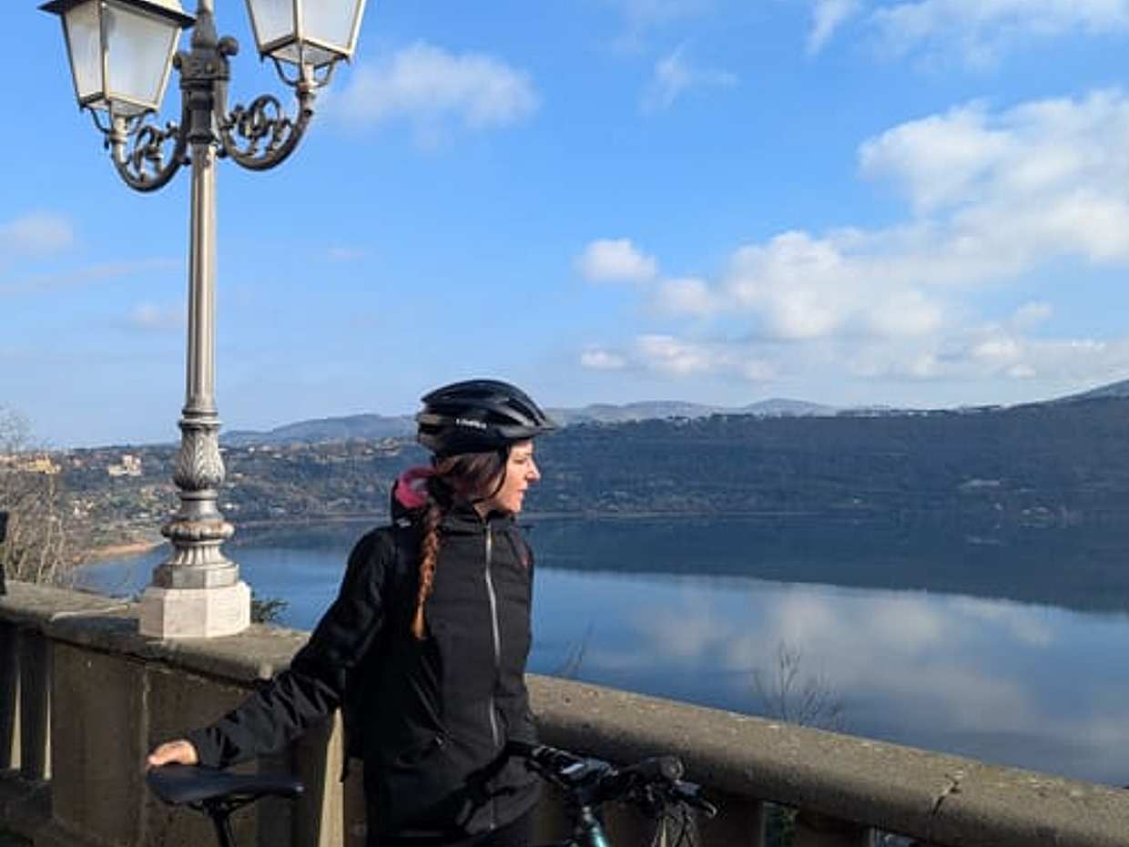 Castelli Romani Day Trip: Castel Gandolfo and Nemi