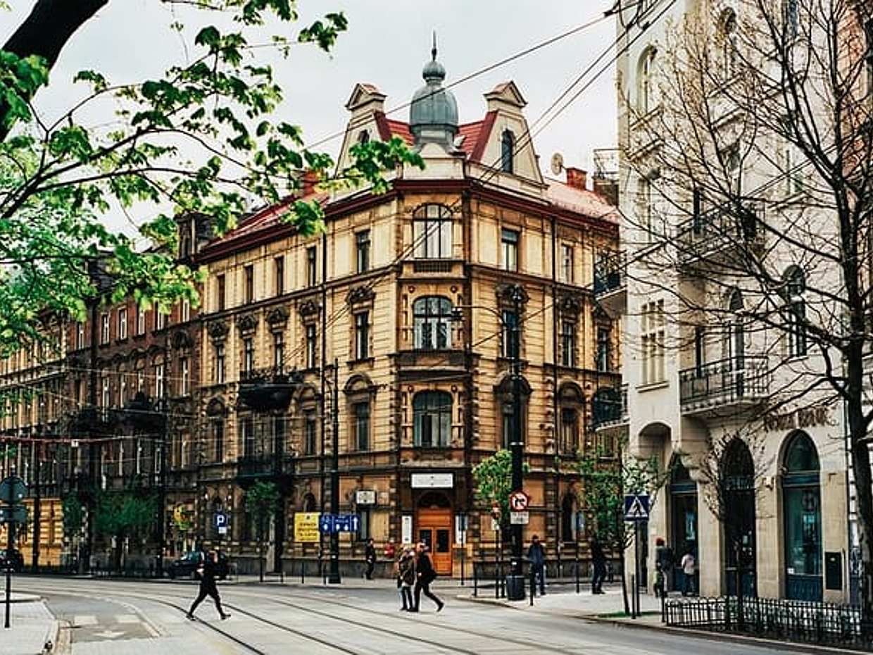 Private transfer from Warsaw to Krakow with 2h of Sightseeing
