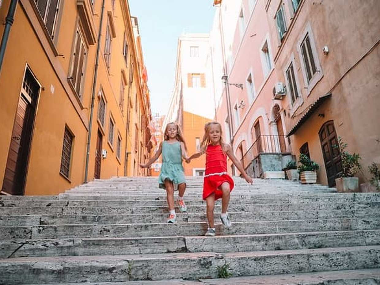 Rome Private Family Walking Tour with Games for Kids in Italy, Roma
