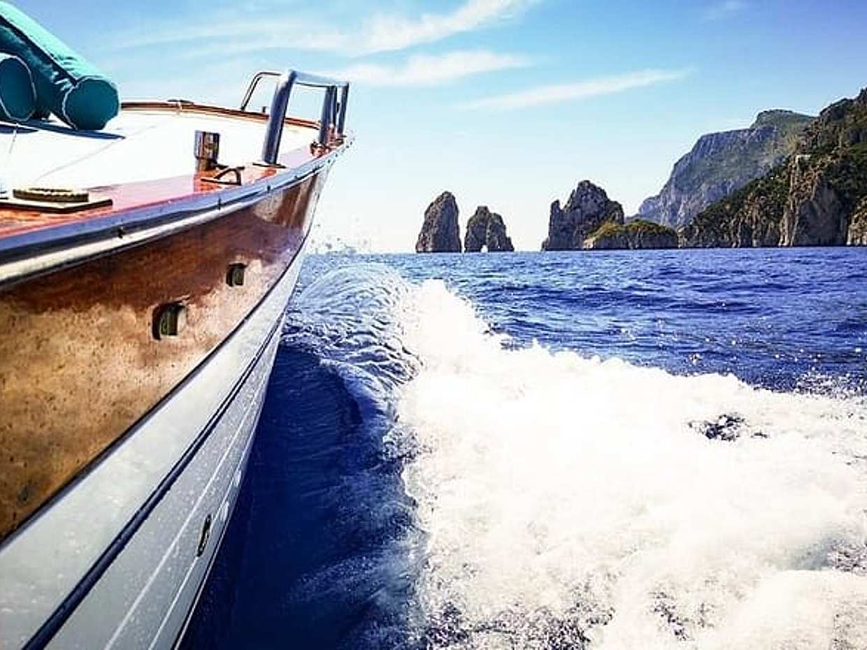 Half Day Private Boat Tour of Capri  in Italy, Marina Grande, photo 4