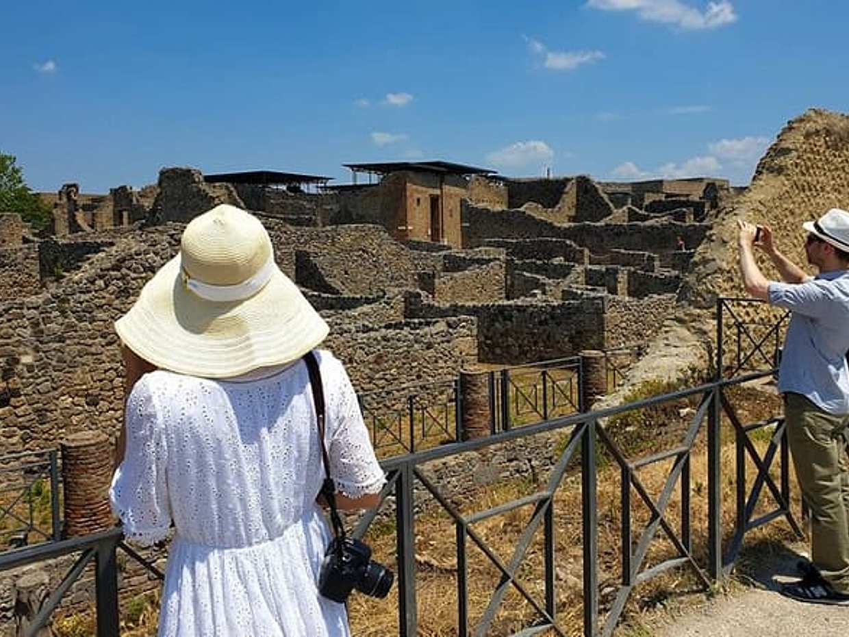 Pompeii Skip-The-Line Experience with Easy Lunch Included, photo 5