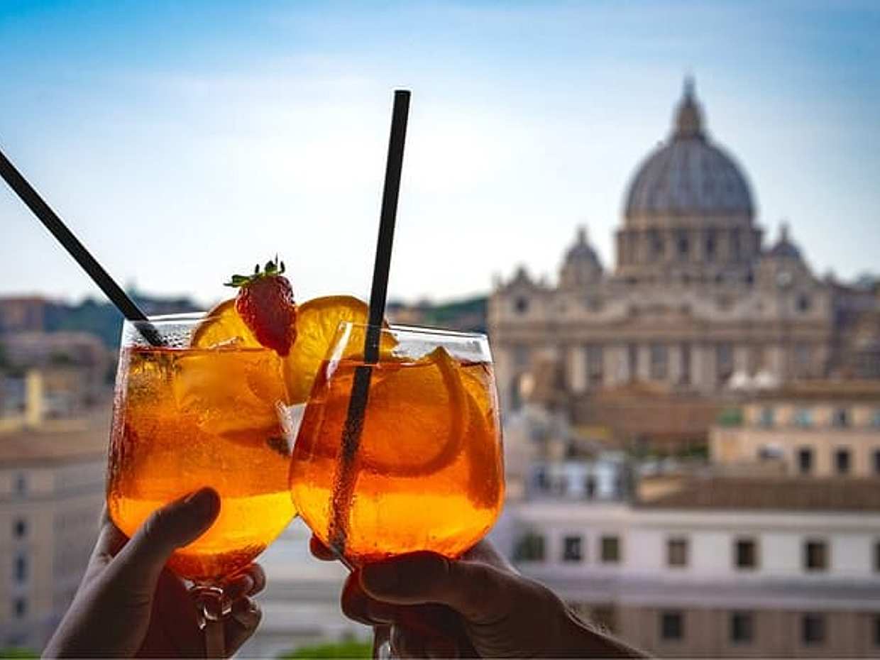 "Tour privado gastronómico de aperitivo en Roma con vistas al Vaticano y bebidas en Italia, Roma"