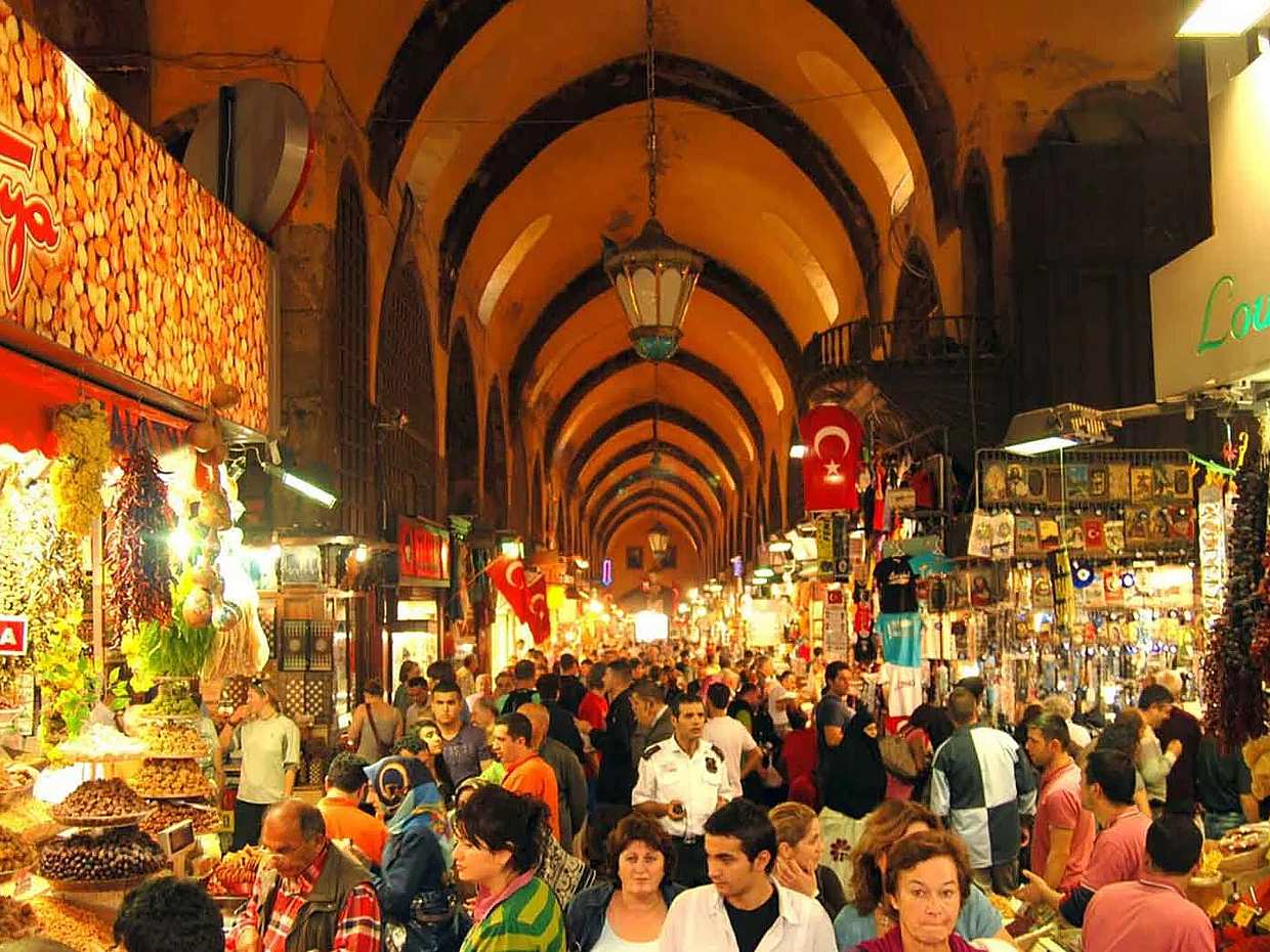 Dolmabahce Palast mit Gewürzmarkt Halbtagestour in der Türkei, Dolmabahce Palast, photo 2