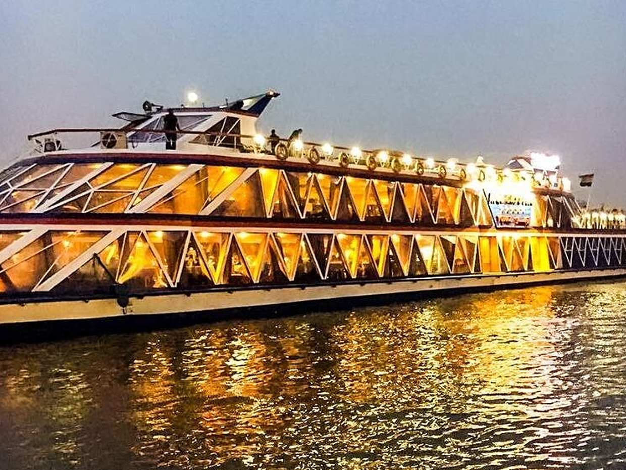 5-Star Luxury Dinner Cruise on the Nile in Cairo with Live Belly Dancer