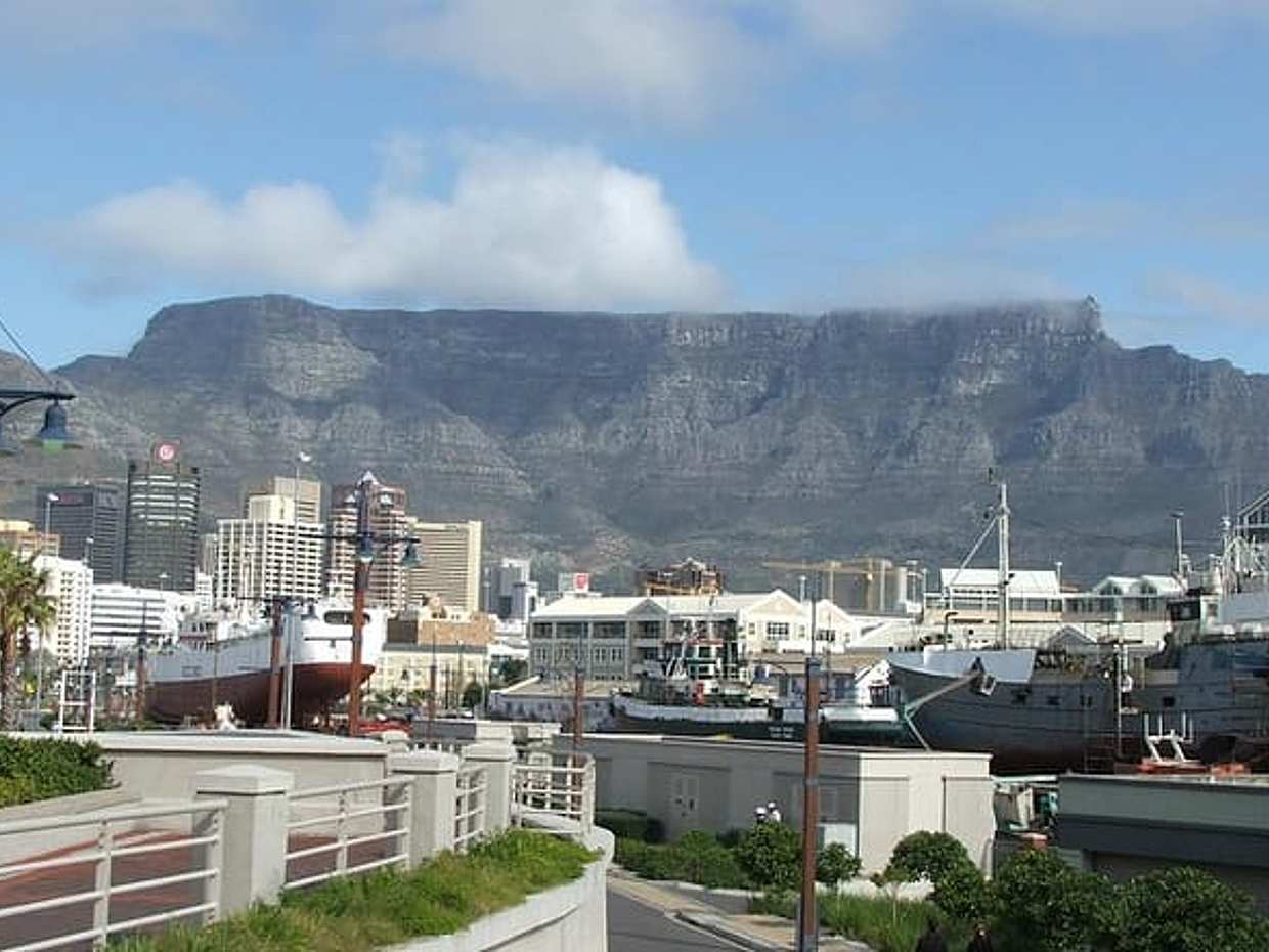 Private Full Day Cape Town City Scenic and Table Mountain Tour