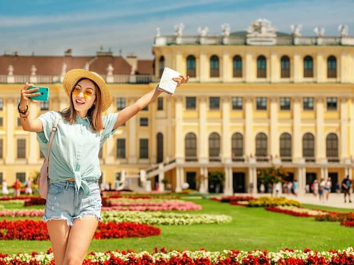 فيينا: قصر وحدائق شونبرون مع دليل (تجاوز قائمة الانتظار) - الإنجليزية في النمسا, photo 2