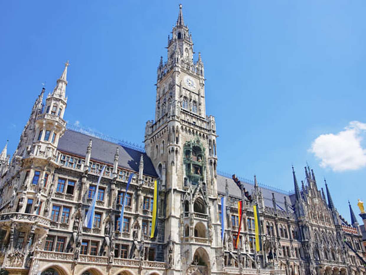 Munich City Walking Tour, incl. Viktualienmarkt & 3rd Reich, photo 2