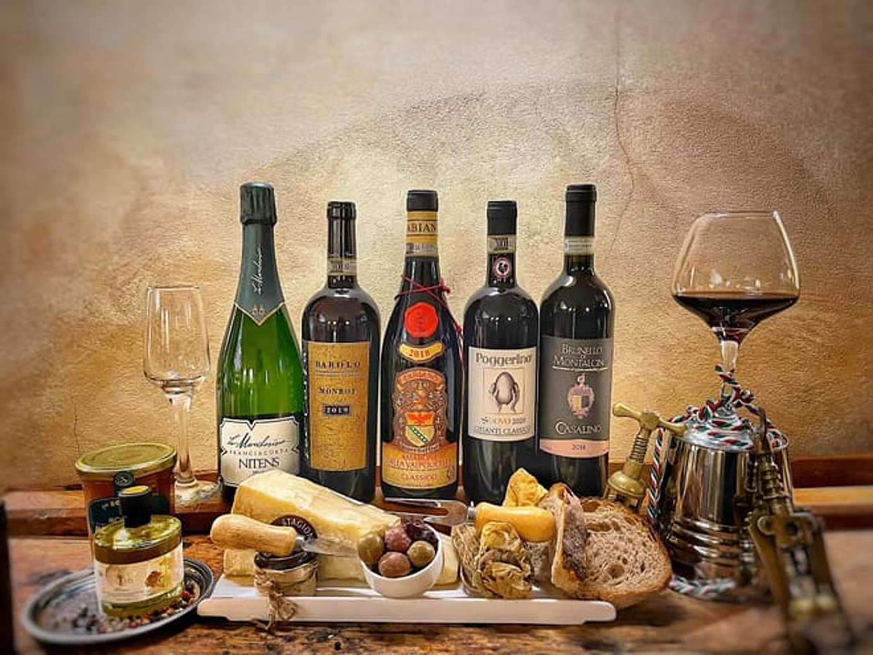 ROME DELUXE FOOD TASTING WITH 5 WINES PAIRING