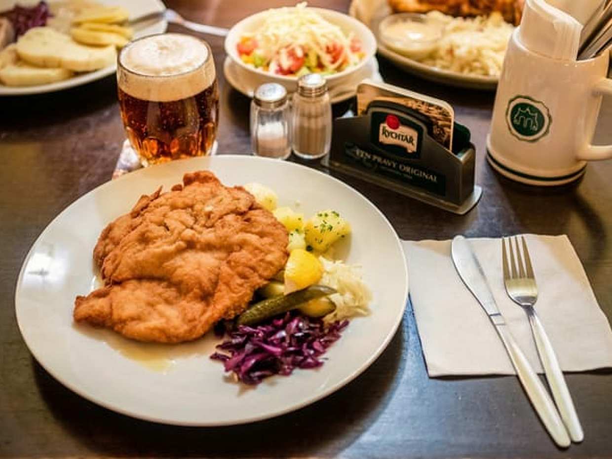 Prague Old Town And Beer Walking Tour Including Dinner, photo 5