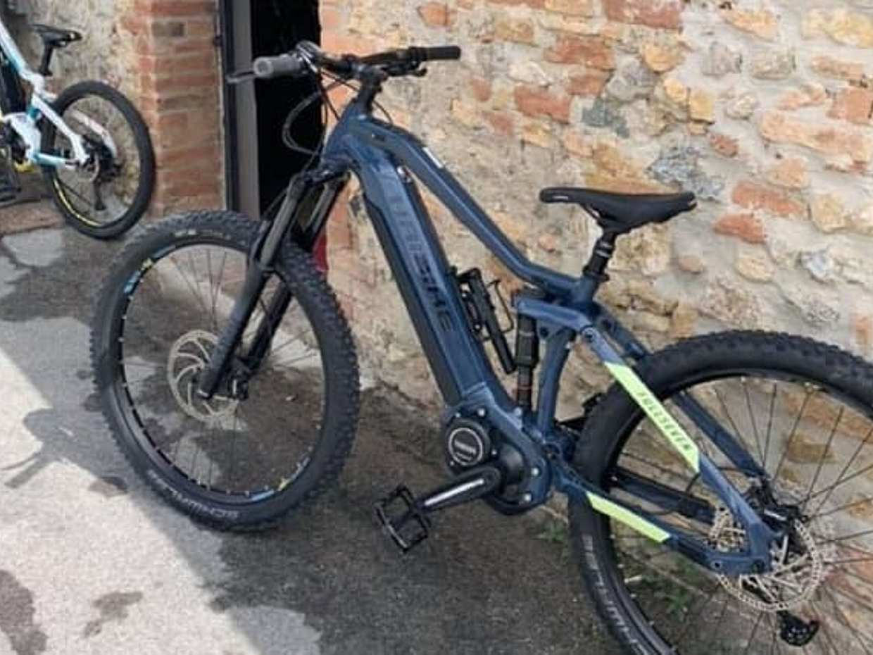 Full day E-bike rental in San Gimignano in Italy, photo 3