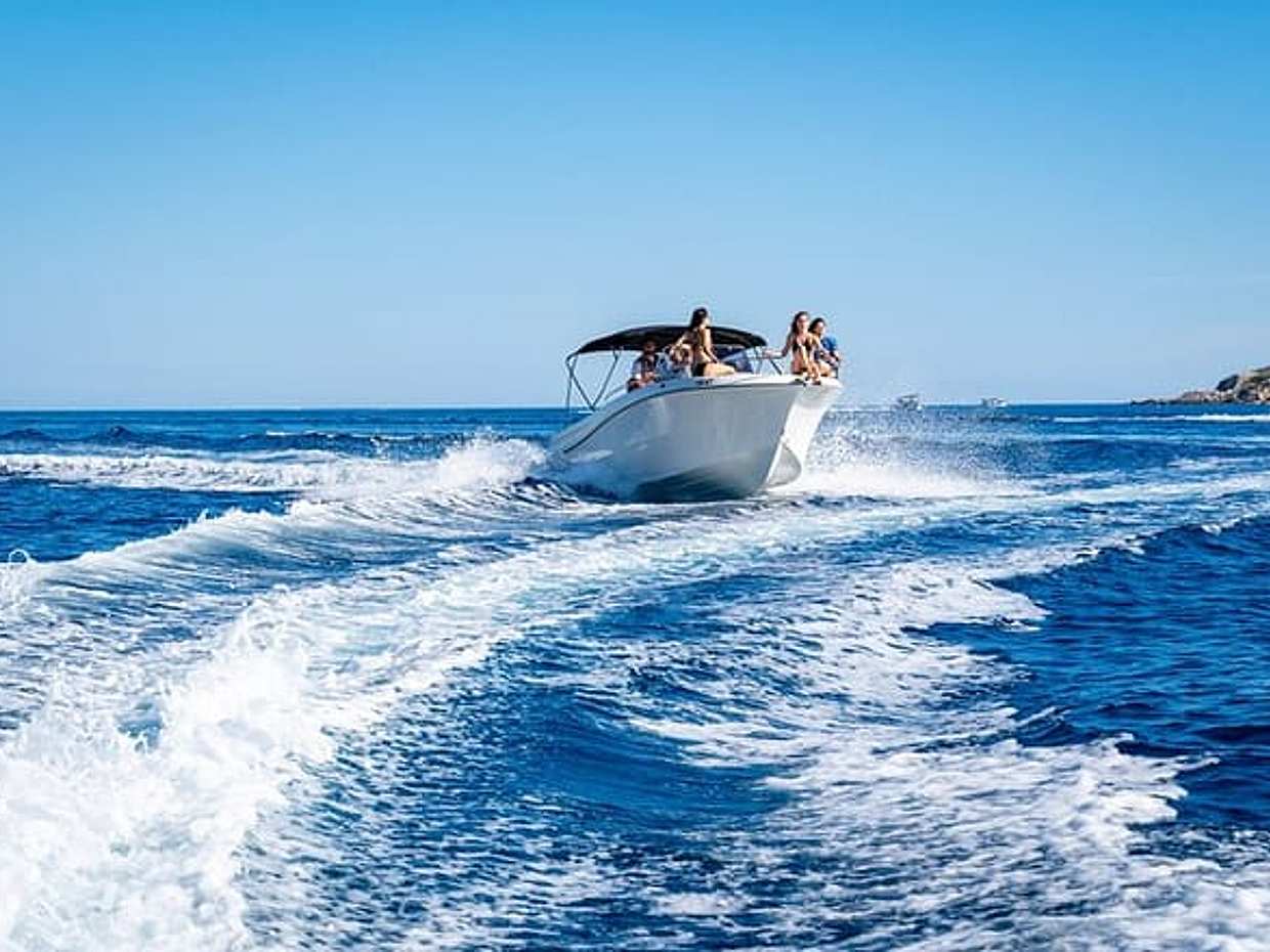 Private Kotor Bay Speed Boat Tour and Blue Cave Adventure