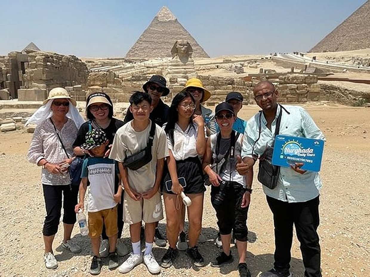 Full-Day Private Tour to Pyramids, Museum Sphinx and Cairo Bazaar, photo 5