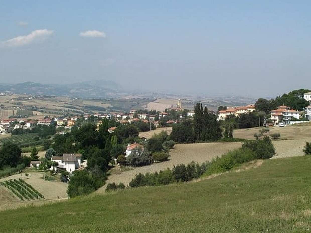 Valentino Rossi round trip to Tavullia from Rome Private day Tour, photo 3
