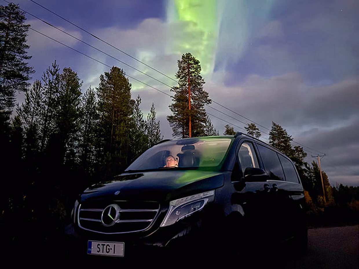 Northern Lights Guarantee Tour, Levi — 70% refund if no Aurora