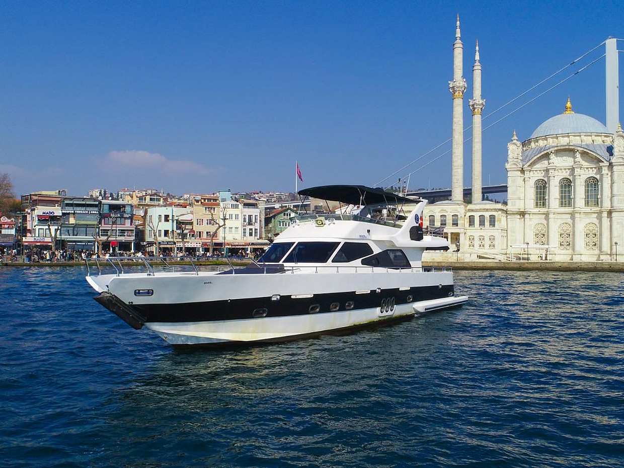 Croisière de luxe en petit groupe au coucher du soleil avec collations en Turquie, Istanbul.
, photo 4