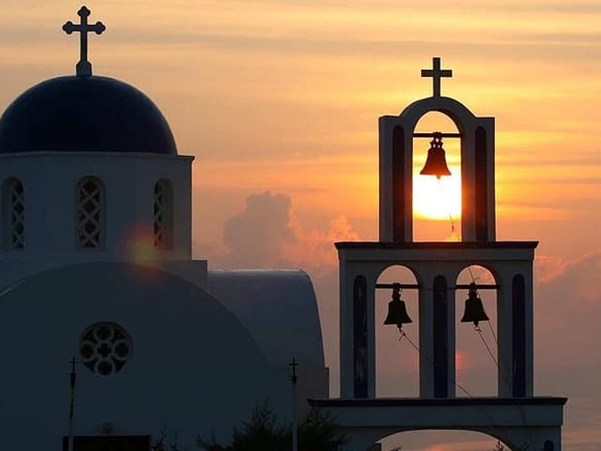 Santorini private tour .Enjoy the top sights in 5 hours!