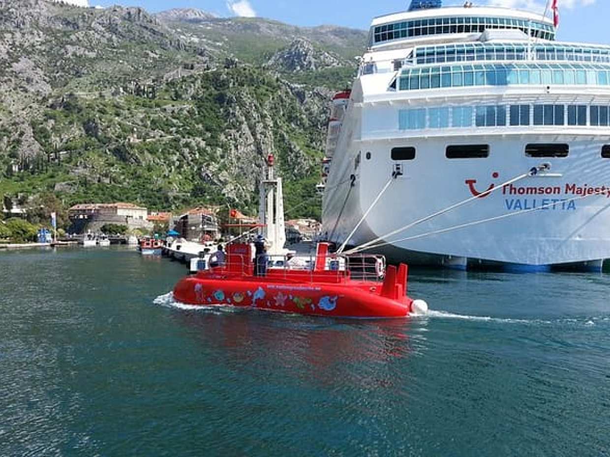 Semi-Submarine: Kotor Bay Panorama & Underwater Experience, photo 2