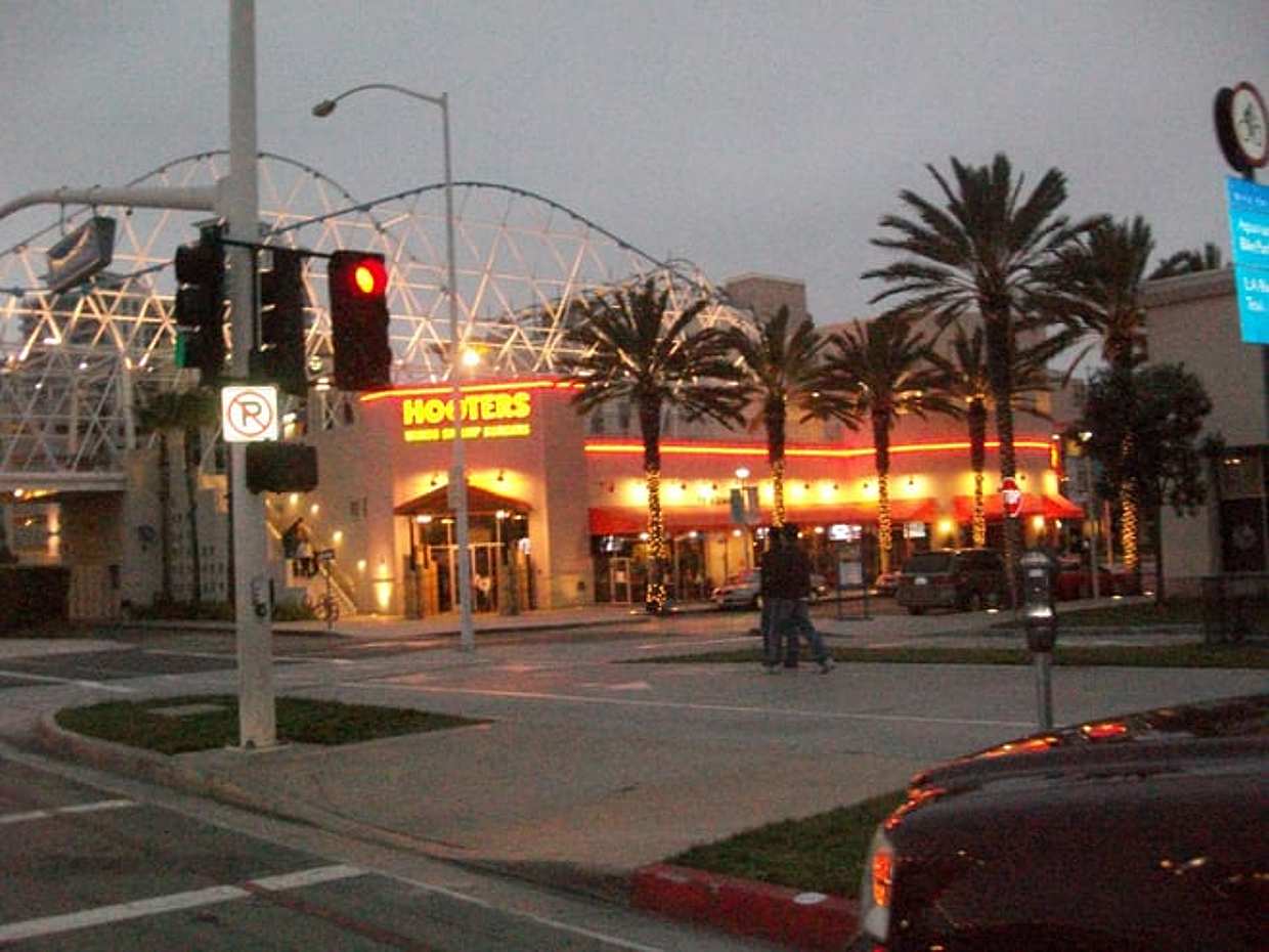 Long Beach: Black Ops, United States