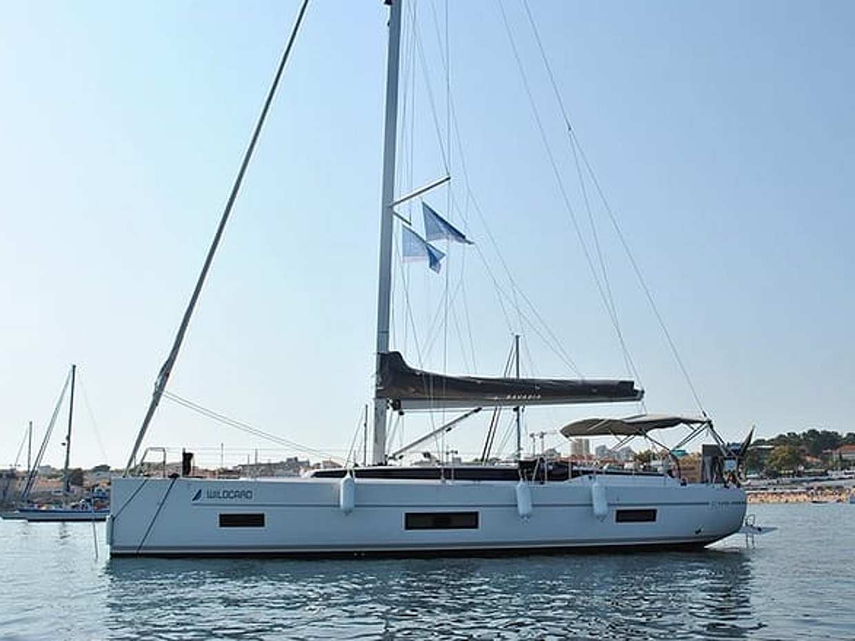 Cascais Luxuriöse Romantische 2-stündige Privatkreuzfahrt mit Sekt in Portugal, photo 2