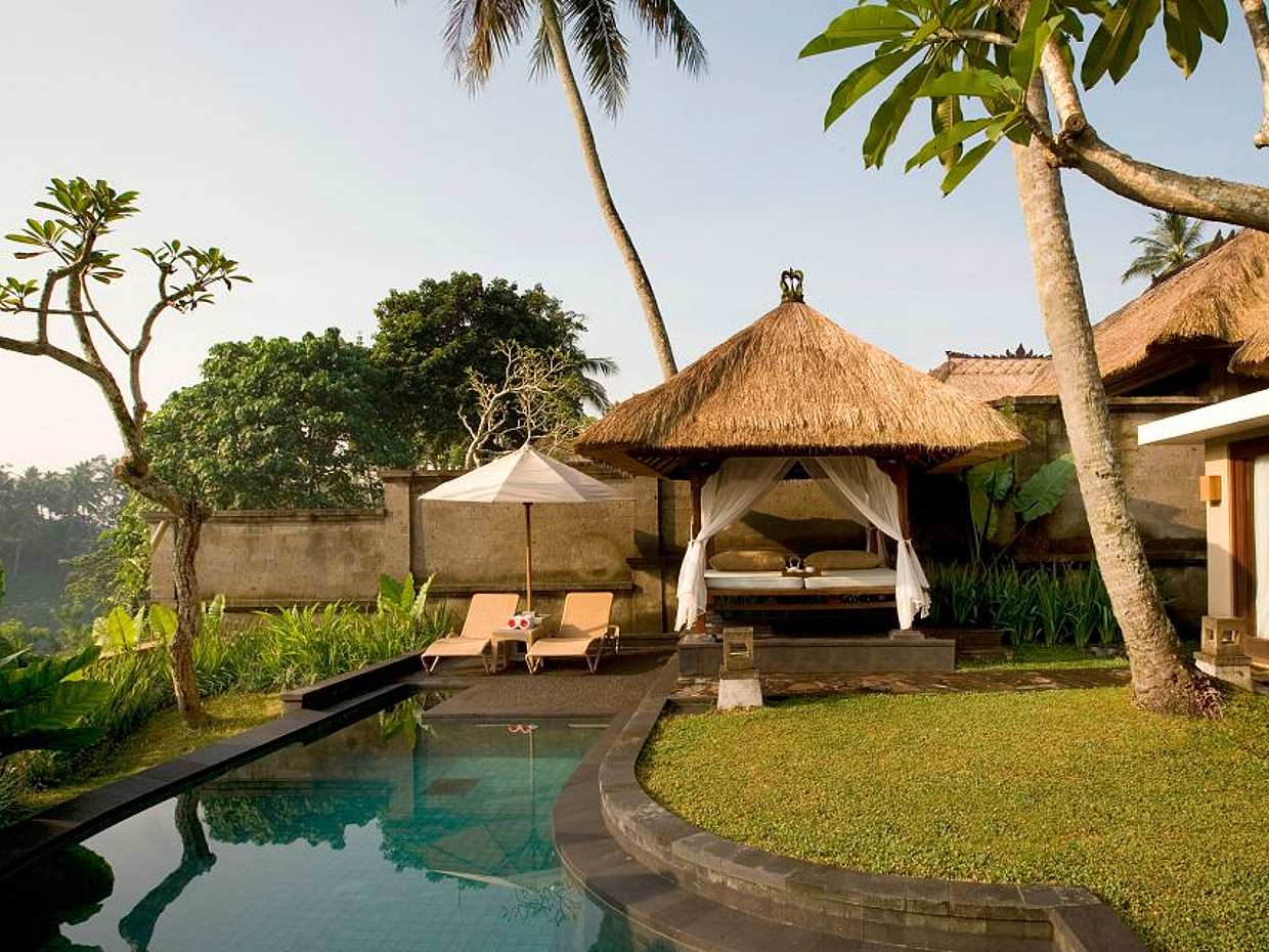 2-night Romantic Getaway in Garden Pool Villa at the 5-star Resort