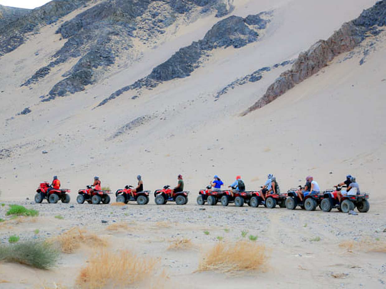 TH Exclusives: 5 hrs Quad Bike with BBQ Dinner from Hurghada, photo 2