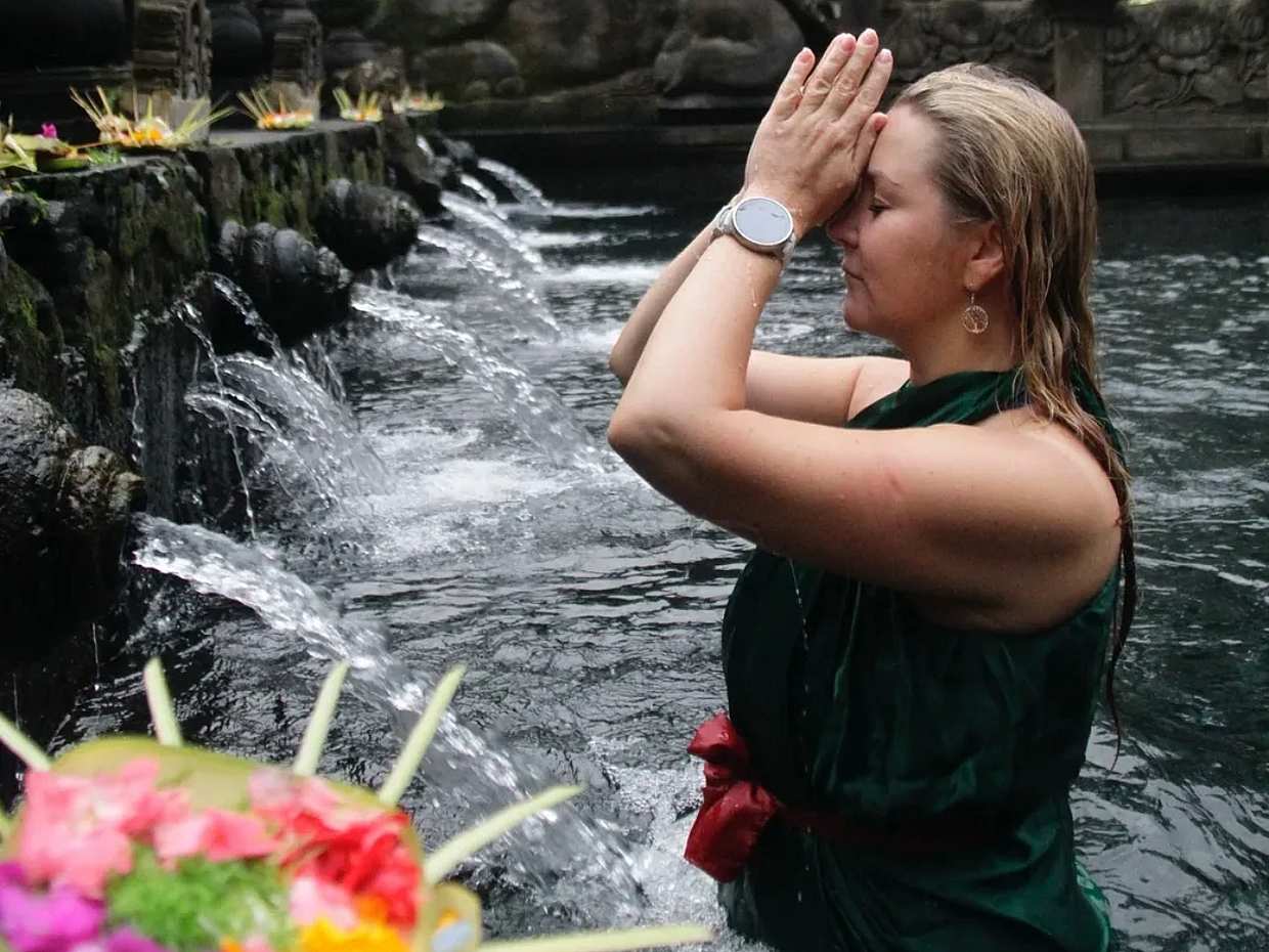 Bali Tirta Empul Tempel & Besuch der heiligen Quelle in Indonesien, photo 4