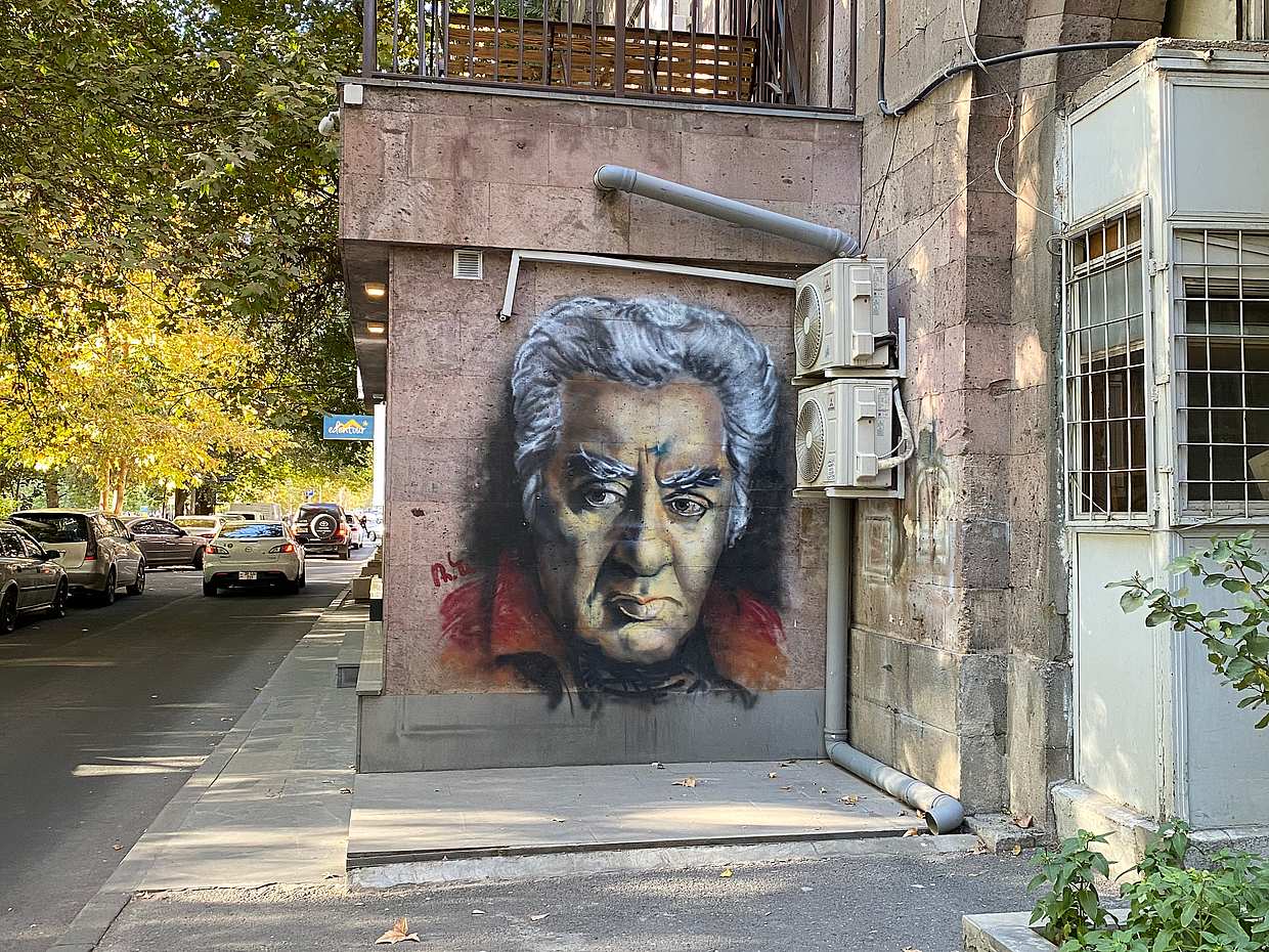 Personal tour: Yerevan Street Art's most iconic stars in Armenia, photo 4