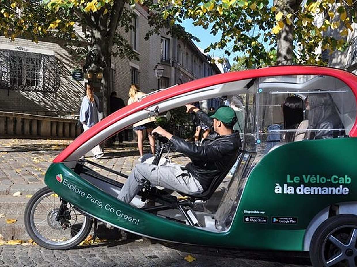 Private city tour in Paris by rickshaw bike : The Emily, photo 4