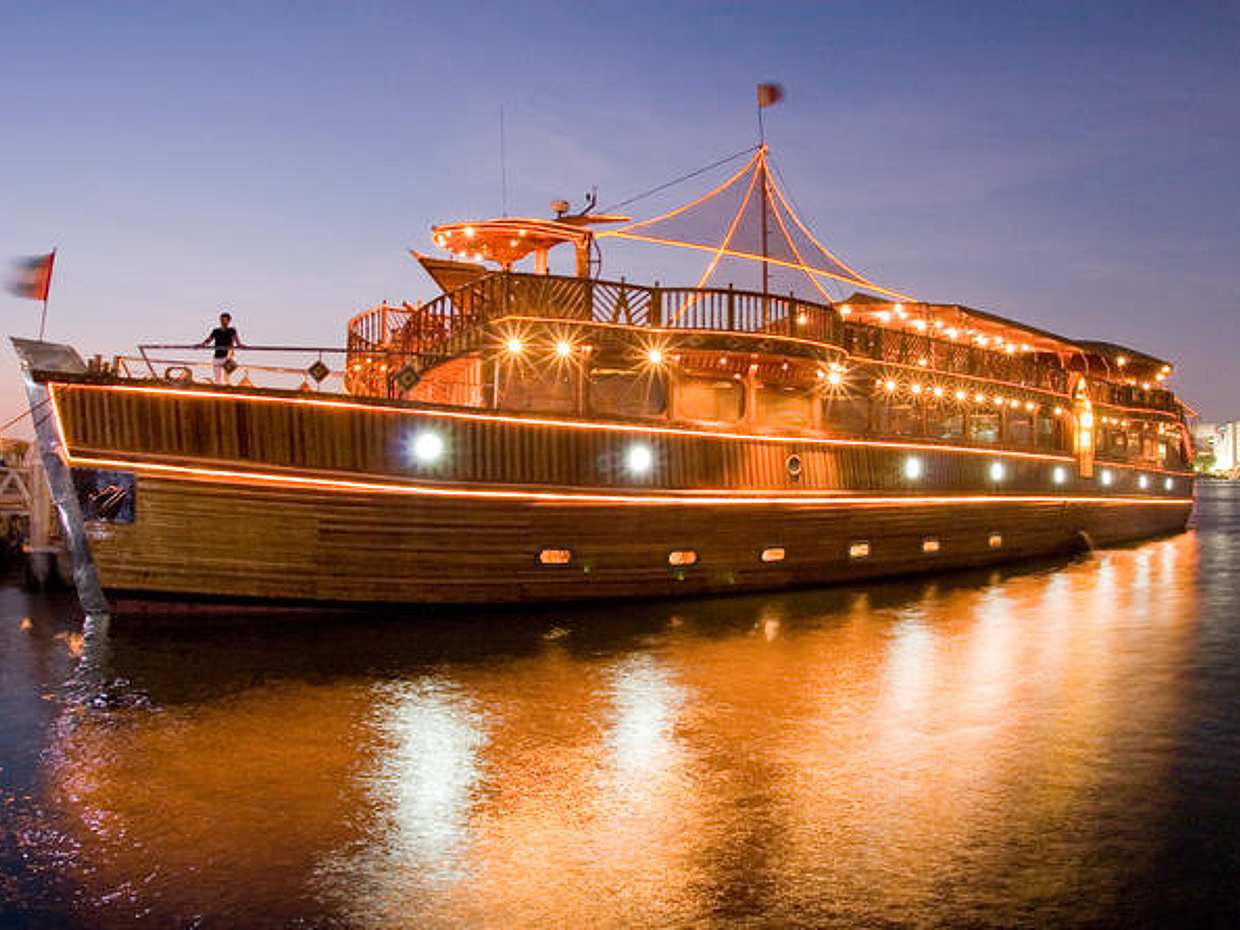 Dubai Marina Dhow Cruise with Dinner and Round Trip Transfers in United Arab Emirates, photo 3