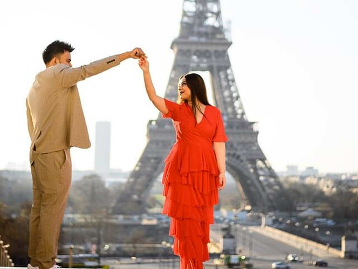Photographer, Professional Photo Shoot - Eiffel Tower in France, Paris, photo 4