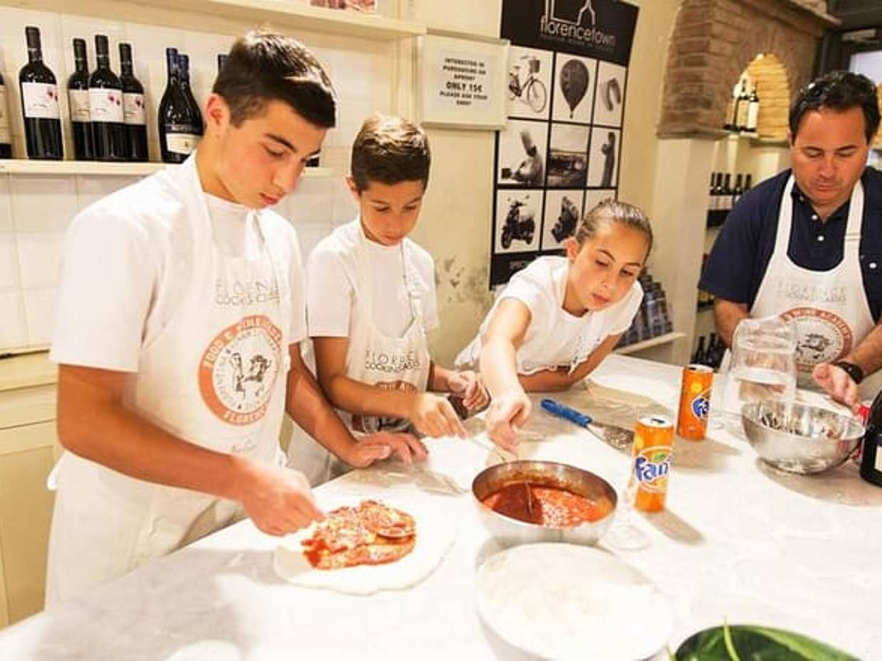 Hands-On Pizza Cooking Class in Naples, photo 2